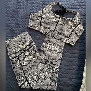 ZYIA Black and White Snake Skin set